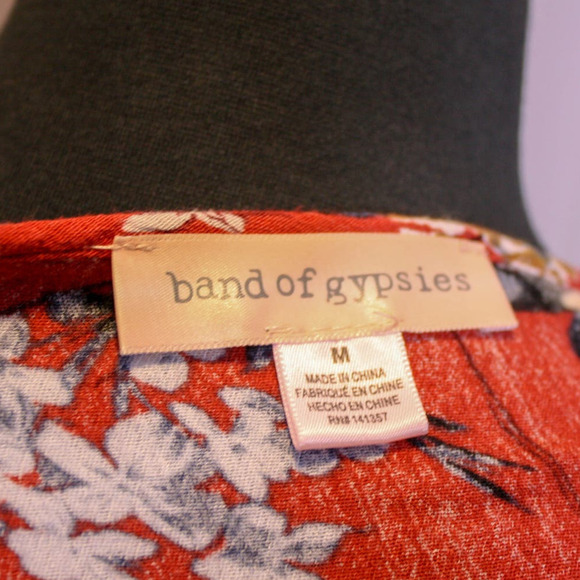 Band Of Gypsies Romper Floral V Neck Mini Shorts Long Sleeves M - Picture 3 of 4